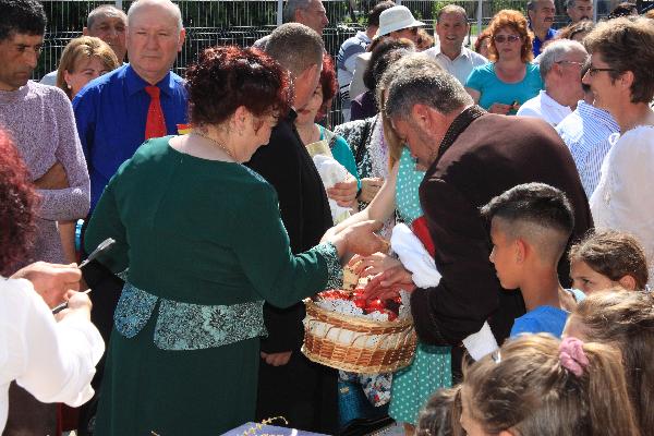 Inaugurarea noului Camin Cultural din comuna Bacani